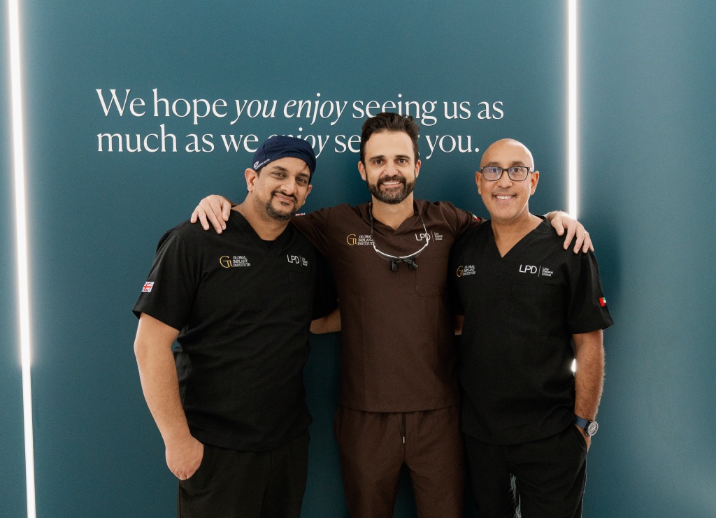 Dr. David Madruga